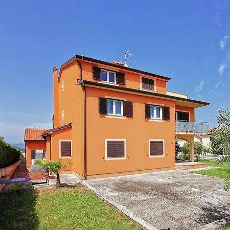 Kaja By Rent Istria Apartman *