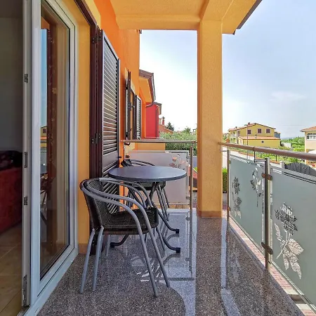 Kaja By Rent Istria Apartman *