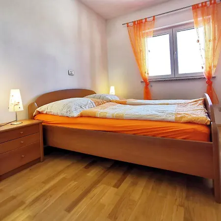 Apartment Kaja By Rent Istria